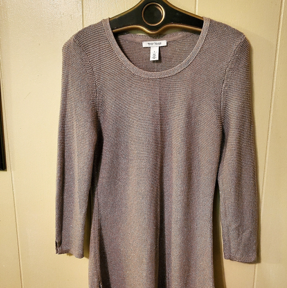 Beautiful Pale Green Knit Top with Shimmer